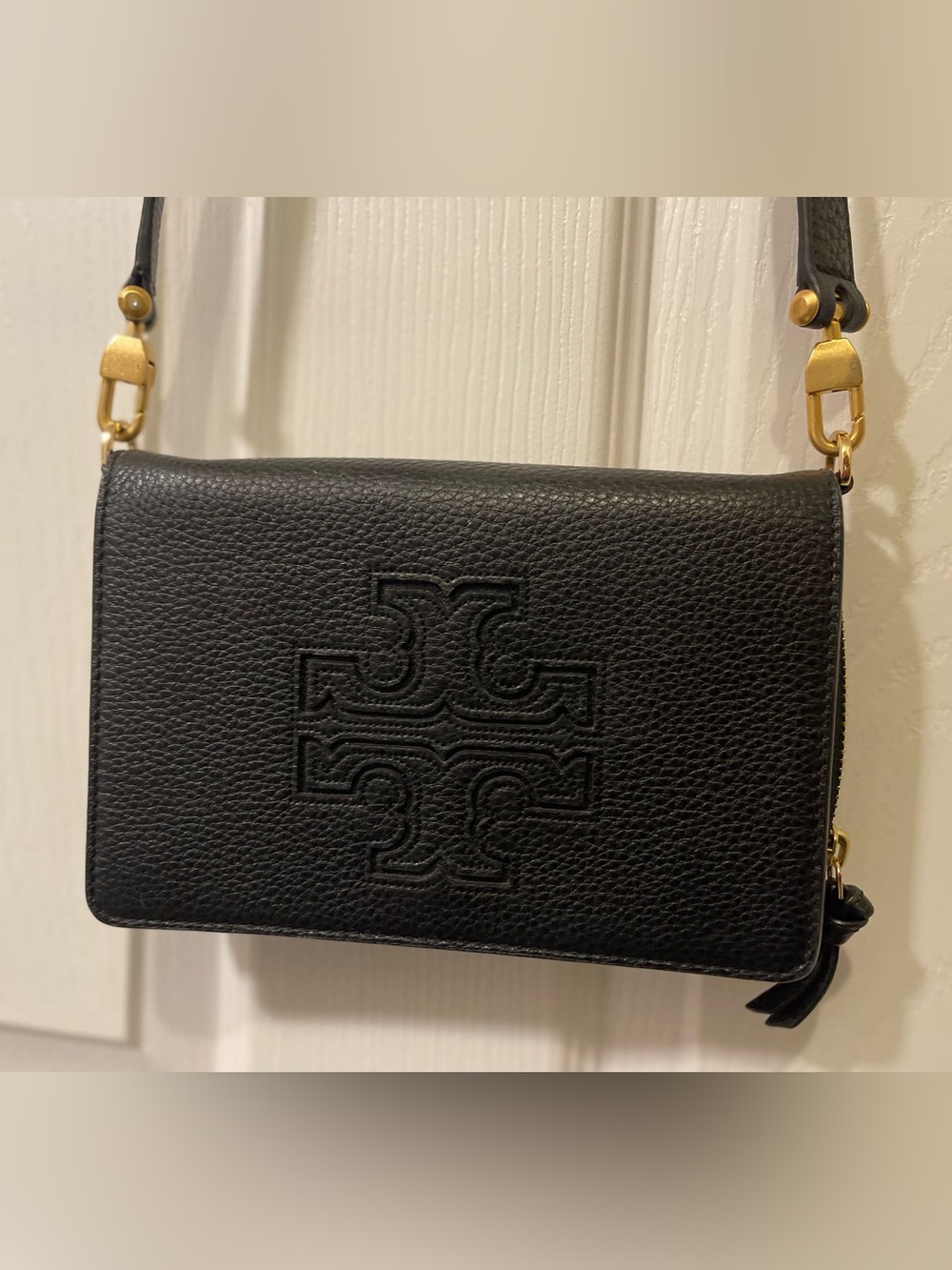 Tory Burch Black Pebbled Leather Shoulder Bag with Embossed Logo